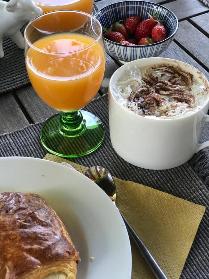 Le Peyrail Bed & Breakfast Les Lèves-et-Thoumeyragues Екстериор снимка