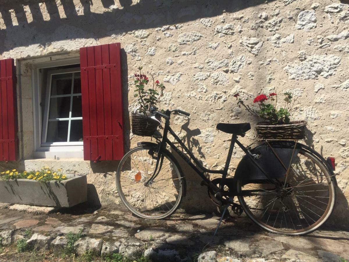 Le Peyrail Bed & Breakfast Les Lèves-et-Thoumeyragues Екстериор снимка