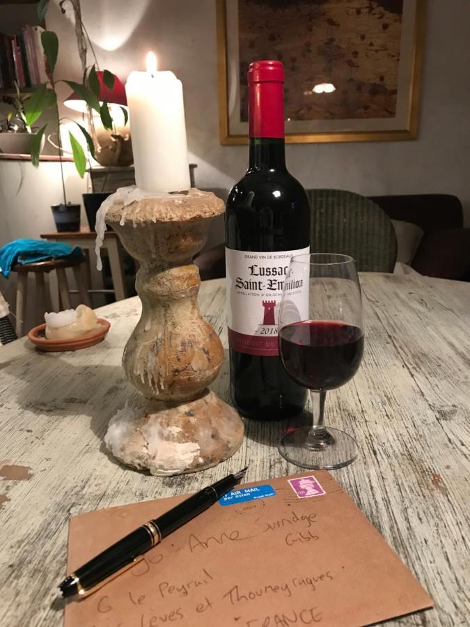 Le Peyrail Bed & Breakfast Les Lèves-et-Thoumeyragues Екстериор снимка